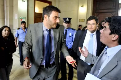 Estaba atada y Marita me aflojó la soga