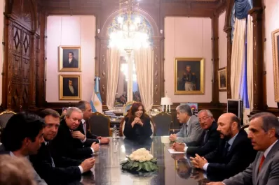 El Gobierno avanza con bases legales para expropiar YPF