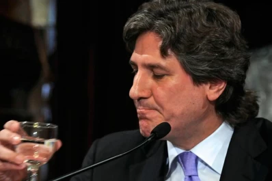 Le pusieron una multa a Boudou por estacionar mal