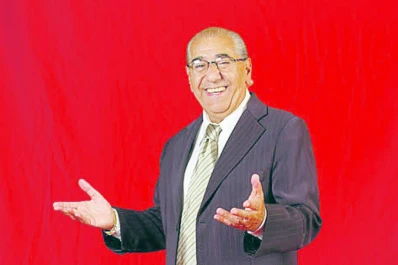 Sapag, el hombre que convivió con mil rostros