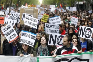 Se desploma el apoyo a Rajoy tras las medidas de austeridad