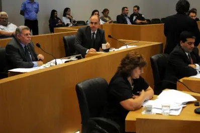 Se diferirá el pago de bonos a los abogados municipales