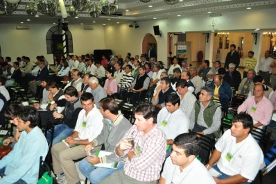 Hay que regar, fertilizar y cuidar el medio ambiente