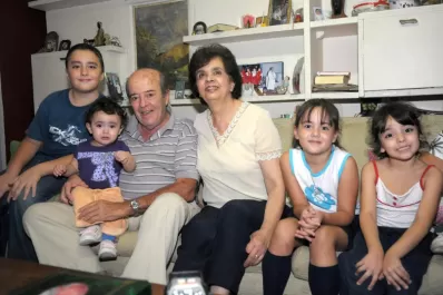 Los ayudo con todo el amor del mundo