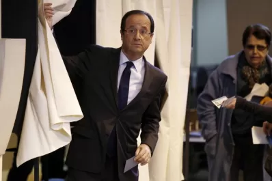 Hollande y Sarkozy definirán en balotaje