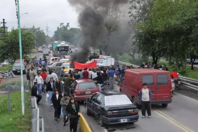 El centro fue un laberinto por los cortes de calles de UPCN