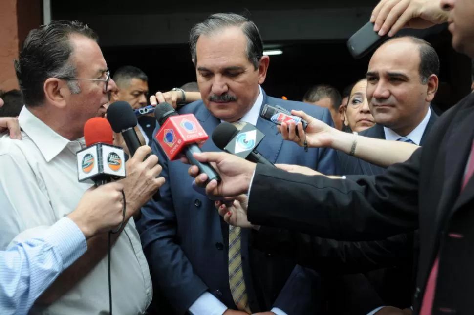 DESCONOCIMIENTO. Alperovich dijo que no sabía nada sobre el control de gastos por el Soñando por cantar. LA GACETA / FOTO DE INES QUINTEROS ORIO