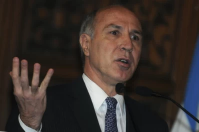 Lorenzetti rechaza la reforma limitada a fines electorales