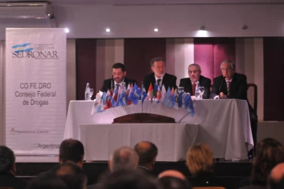 Debaten las políticas contra el narcotráfico
