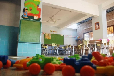 Denuncian que una maestra ató y amordazó a una nena de cuatro años