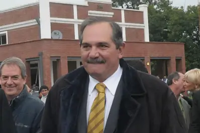 Alperovich dijo que será complicado el futuro económico