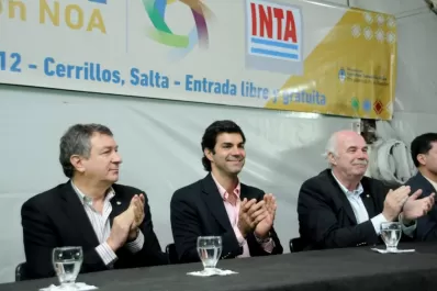 Las agencias participan de la vida de los pueblos y del mejoramiento de la producción