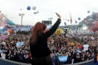 Cristina encomendó a los jóvenes la custodia de la Historia y de Malvinas