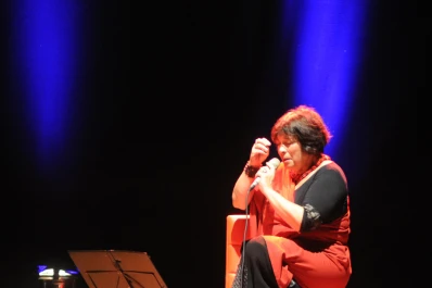 Liliana Herrero pobló de duendes el Alberdi