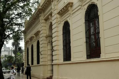 Más voces se alzan en contra de la demolición de la ex Brigada de la Policía