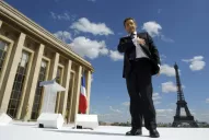 Sarkozy dice que mienten las encuestas que lo dan perdedor y pide votos a la extrema derecha