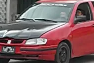 El menor filmado manejando un auto con un bebé sería de barrio Tercer Centenario