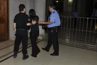 A favor y en contra de dos imputados