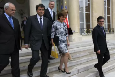 Hollande anulará un decreto de Sarkozy que reforma la evaluación a los docentes