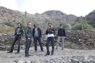 Cinco españoles felices en Amaicha