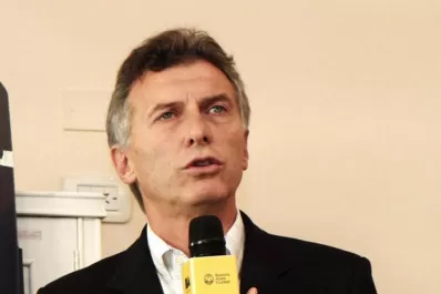 Macri, irónico, dijo que no pretende ponerse de novio con la Presidenta