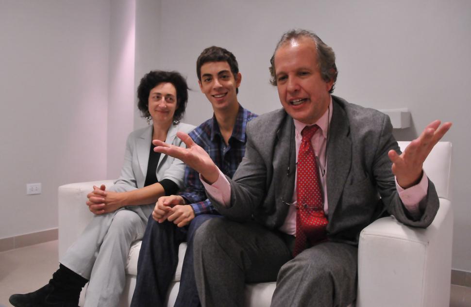 DE VISITA. Schagen, Castiglione y Lobosco hablan en LA GACETA. LA GACETA / FOTOS DE OSVALDO RIPOLL