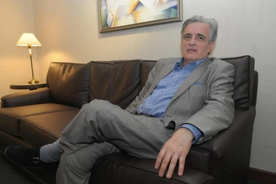 No hay ya ciudadanos sino consumidores