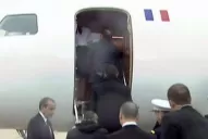 Un rayo alcanzó al avión de Hollande en pleno vuelo a Alemania