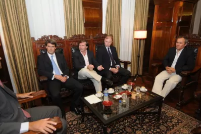 Hay un agotamiento del modelo, dice Prat Gay
