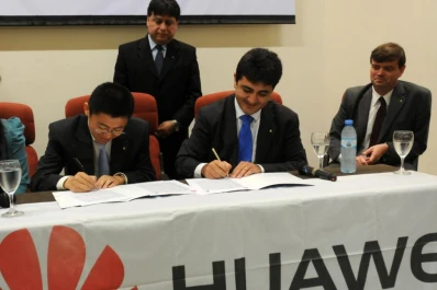 La UTN entra en contacto con lo último de la tecnología china