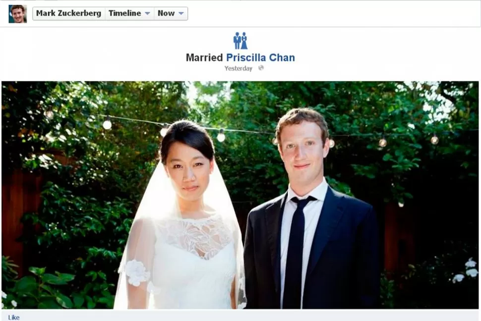 PAREJA 2.0. Zuckerberg colgó en su perfil de Facebook una foto de su boda. REUTERS
