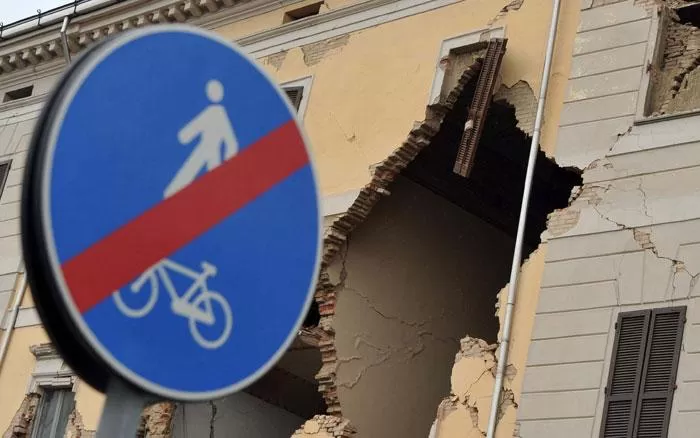 ¿ACIERTO? Italia tembló el 20 de mayo de 2012, día para el que estaba pronosticado un gran terremoto en Chile. TELAM.