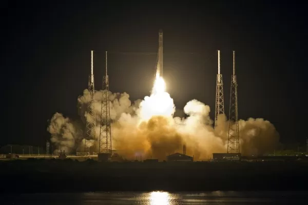 Las empresas privadas comienzan a tomar el control del espacio