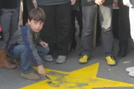 Con las estrellas amarillas se pretende que el dolor ayude a evitar más tragedias