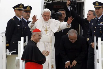 Amenazan con sacar a la luz más cartas privadas del papa Benedicto XVI