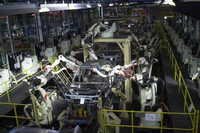 Se desató un feroz incendio en la planta de Ford en Buenos Aires