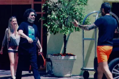 Andrés Calamaro está feliz con la participación de su novia en ShowMatch