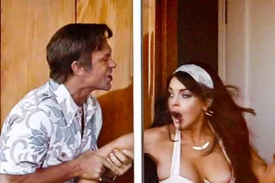 Lindsay Lohan mostró de más culpa de su escotado vestido
