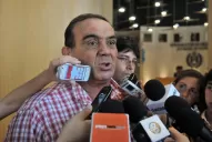 Los taxistas le declaran la guerra a la Intendencia