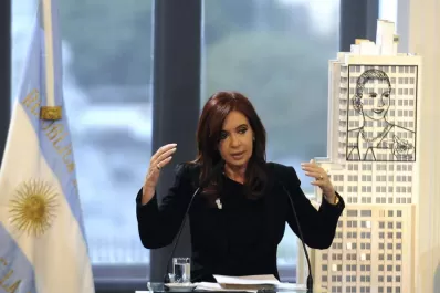 Voy a pasar mi plazo fijo a pesos, anunció Cristina Kirchner