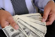 Es casi nula la operatoria del dólar por los controles oficiales