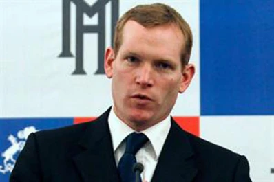 Argentina perjudica la economía de Malvinas, acusa Londres