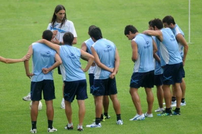 Chacón se va; Llop no lo quiere