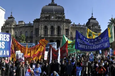 Exigieron paritarias libres