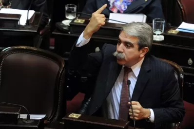 Aníbal Fernández sugirió que ya pesificó sus ahorros