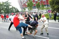 La violencia enturbia la Eurocopa