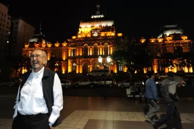 Pelli, de regreso a Tucumán, sorprendido por el afecto con el que es recibido