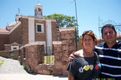 Cayó al vacío, quedó herido, soportó frío y logró sobrevivir