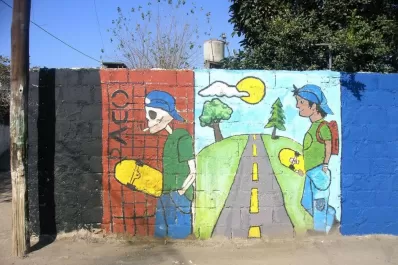 Cuatro murales transformaron un pasaje del barrio El Sifón