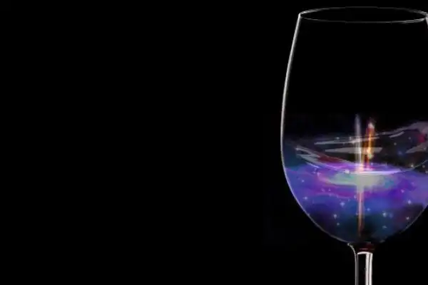 Lanzan al mercado un vino con sabor a universo